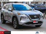Used 2022 Nissan Rogue SV image 3