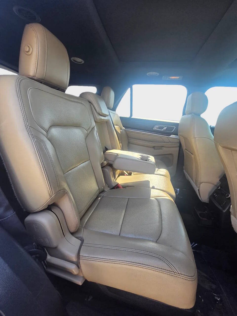 Used 2016 Ford Explorer Limited FWD image 14