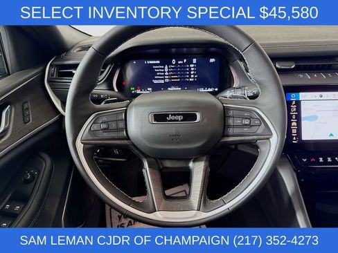 New 2026 Jeep Grand Cherokee Limited w/ Limited Altitude Package image 11