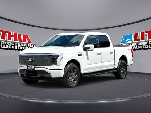 Used 2025 Ford F150 Lightning Lariat AWD/4WD image 1