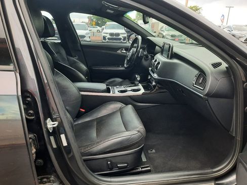 Used 2018 Kia Stinger GT RWD image 7