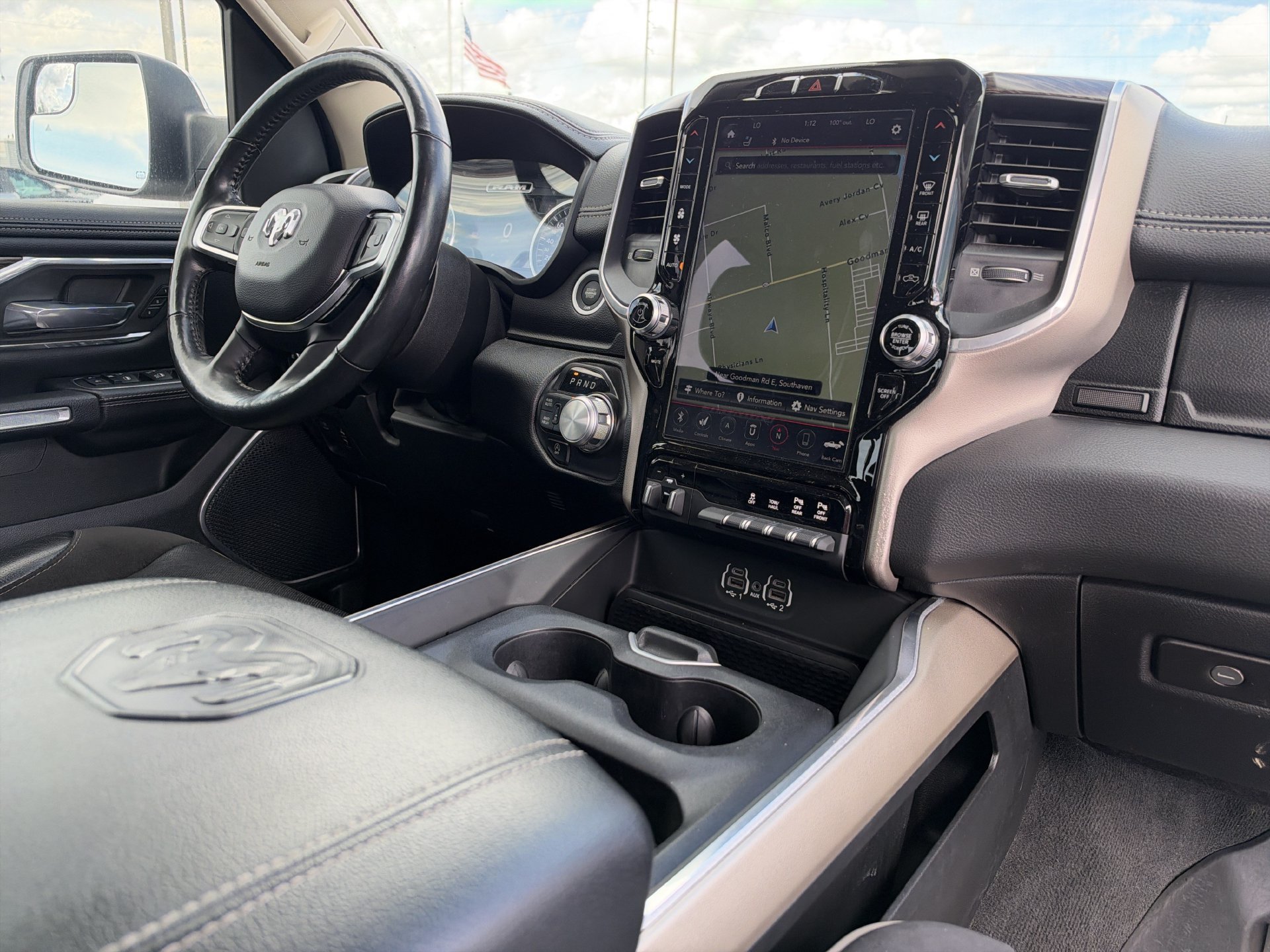 Used 2020 RAM 1500 Laramie AWD/4WD image 16