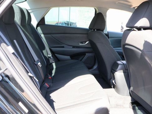 New 2026 Hyundai Elantra Blue image 17