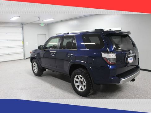 Used 2015 Toyota 4Runner Trail image 5