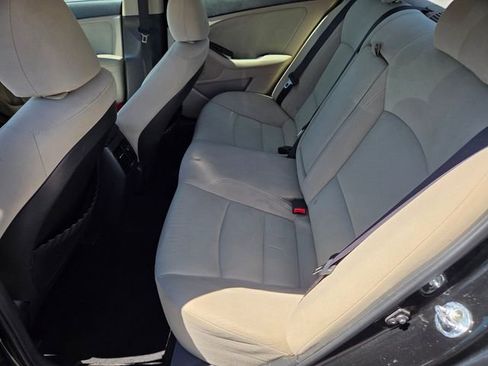 Used 2015 Kia Optima LX w/ Hybrid Convenience Package FWD image 12