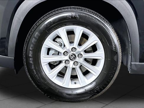 Used 2025 Toyota Grand Highlander FWD image 10