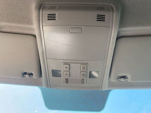 Used 2019 Volkswagen Tiguan S w/ Driver Assistance Package image 23