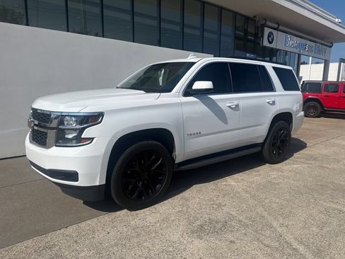 Used 2018 Chevrolet Tahoe LS RWD image 1