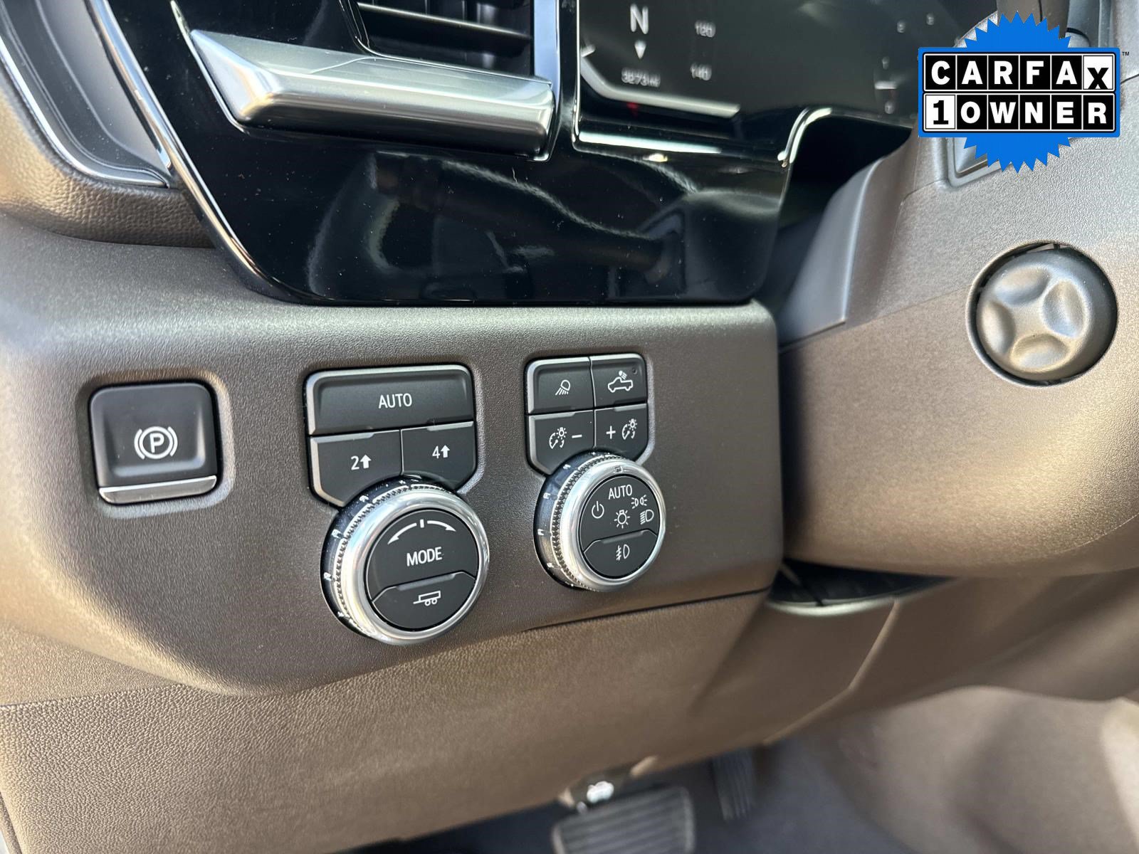 Used 2026 GMC Sierra 1500 SLT w/ SLT Premium Package AWD/4WD image 39