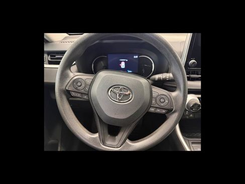 Used 2024 Toyota RAV4 XLE FWD image 14
