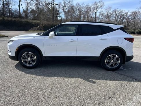 Used 2024 Chevrolet Blazer LT w/ Convenience Package FWD image 4