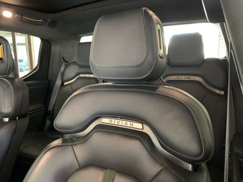 Used 2024 Rivian R1T Adventure Dual AWD/4WD image 15
