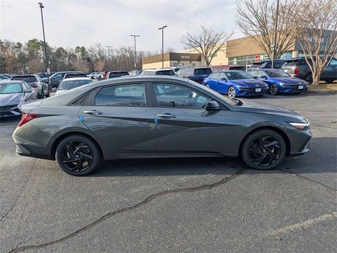 New 2026 Hyundai Elantra Sport image 3