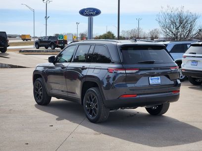New 2026 Jeep Grand Cherokee Altitude