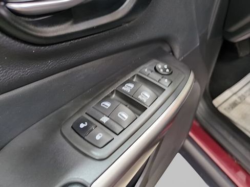 Used 2021 Jeep Cherokee Latitude Lux AWD/4WD image 19