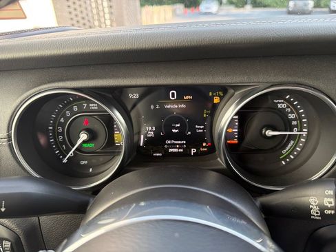 Certified 2023 Jeep Wrangler Unlimited Sahara AWD/4WD image 59