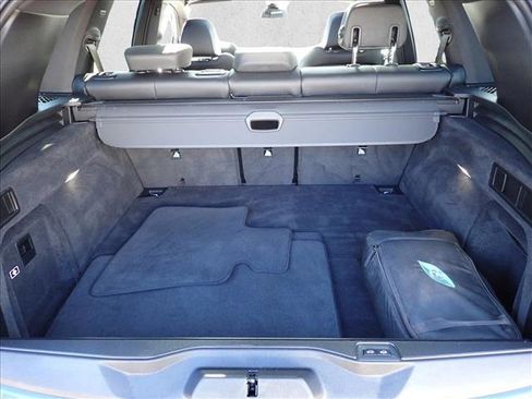 Used 2022 BMW X5 xDrive45e w/ Parking Assistance Package image 8