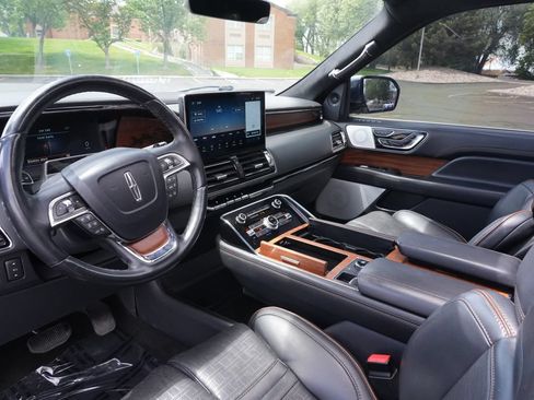 Used 2022 Lincoln Navigator Black Label AWD/4WD image 21