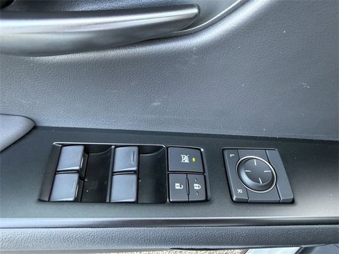 Used 2020 Lexus UX 250h w/ Premium Package image 29