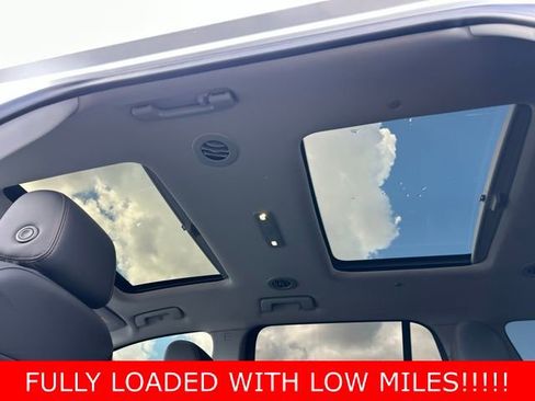 Used 2023 GMC Acadia AT4 w/ Technology Package image 18