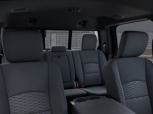 New 2026 RAM 2500 Big Horn AWD/4WD image 34