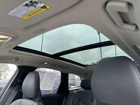 Used 2025 Volvo XC60 B5 Plus image 21