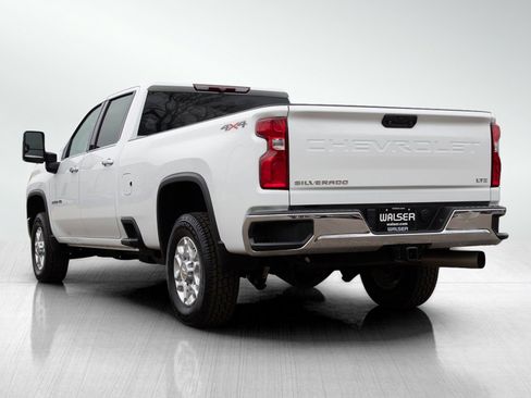 Used 2022 Chevrolet Silverado 2500 LTZ w/ Gooseneck/5TH Wheel Package image 3