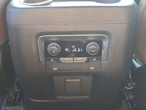 Used 2021 Chevrolet Tahoe High Country image 25