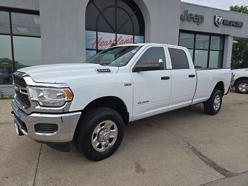 Used 2022 RAM 2500 Tradesman AWD/4WD image 3
