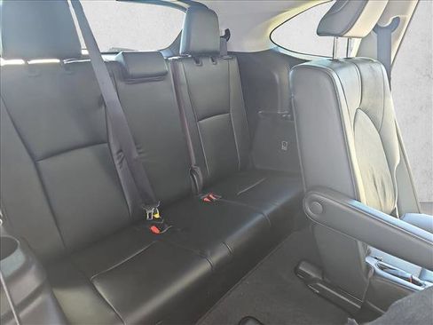 Used 2023 Toyota Highlander Platinum image 19