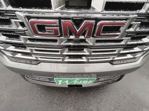 New 2026 GMC Acadia Denali w/ Super Cruise Package image 32