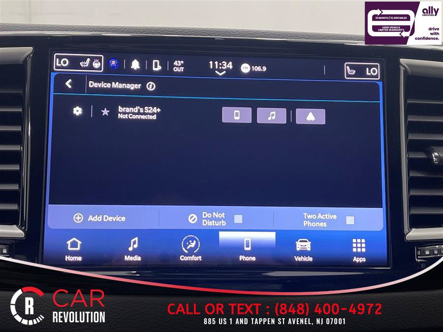 Used 2023 Chrysler Pacifica Touring-L FWD image 20
