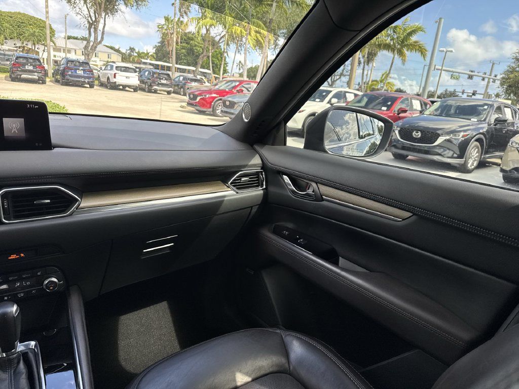 Used 2021 MAZDA CX-5 Signature AWD/4WD image 15