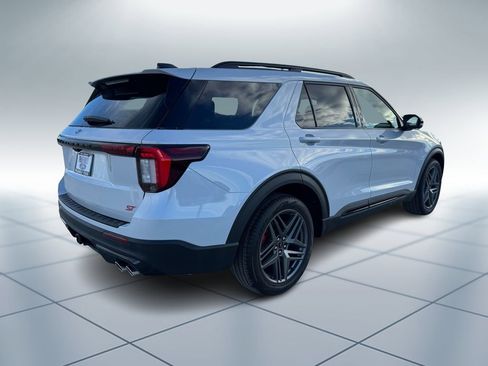 New 2026 Ford Explorer ST w/ Sun And Sound Package image 4
