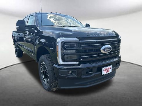 New 2025 Ford F250 Platinum w/ FX4 Off-Road Package image 7