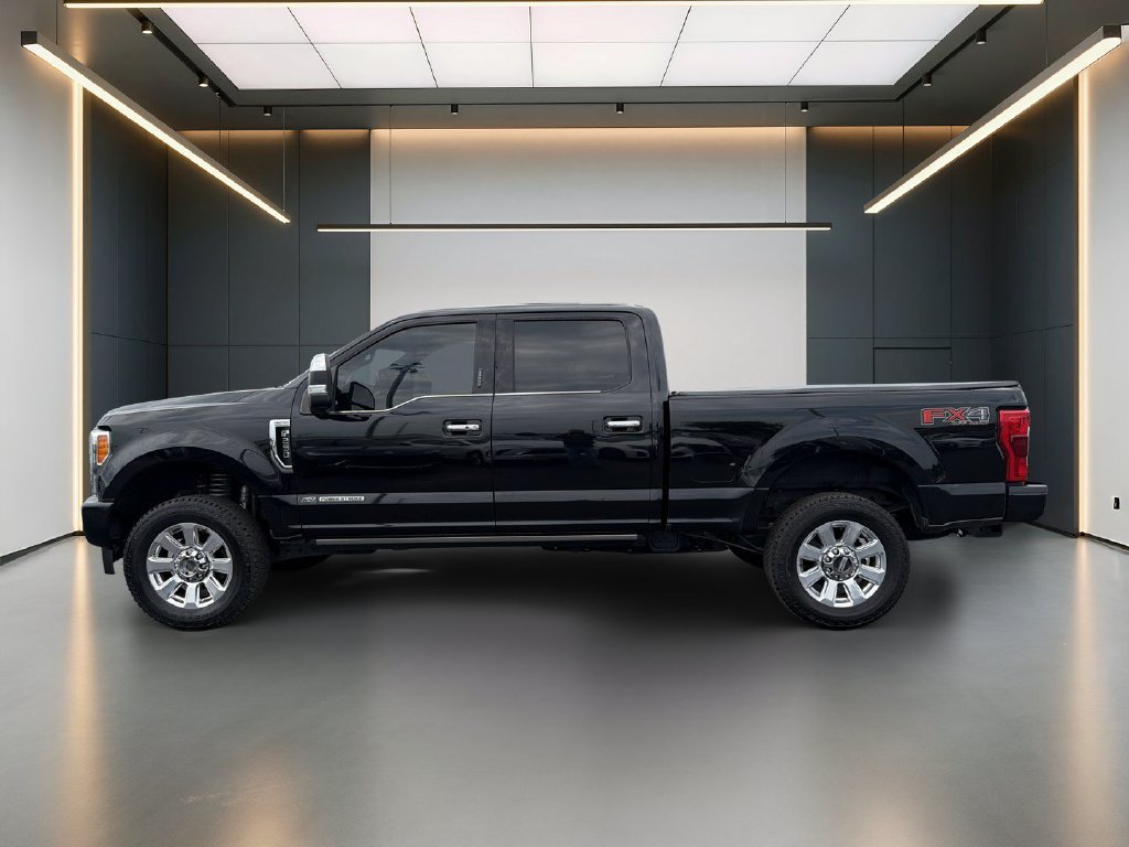 Used 2019 Ford F250 Platinum w/ Platinum Ultimate Package AWD/4WD image 2
