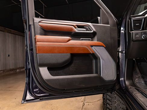 Used 2023 GMC Sierra 1500 Denali Ultimate image 29