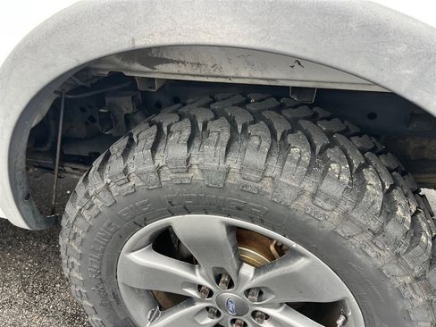 Used 2014 Ford F150 FX4 w/ Equipment Group 402A Luxury image 5