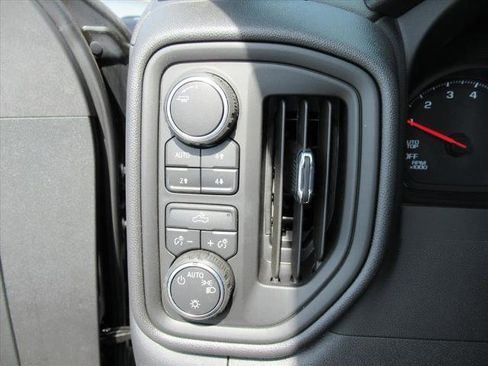 Used 2026 Chevrolet Silverado 1500 Custom Trail Boss image 19