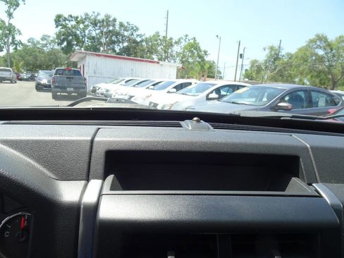 Used 2011 Jeep Liberty Sport image 34
