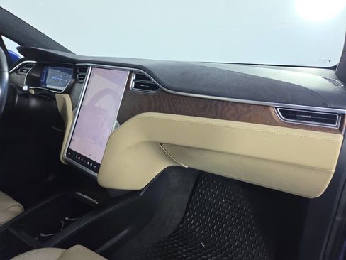 Used 2016 Tesla Model X 75D AWD/4WD image 36