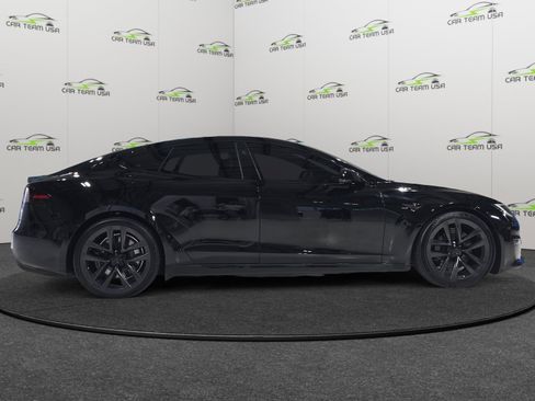 Used 2022 Tesla Model S image 8