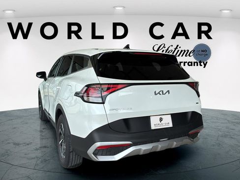 Used 2025 Kia Sportage LX FWD image 13