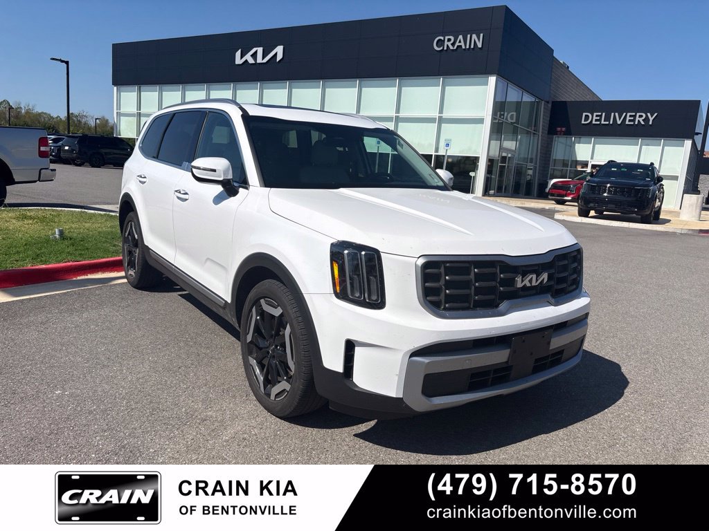 Certified 2024 Kia Telluride S w/ S Sunroof Package AWD/4WD image 6