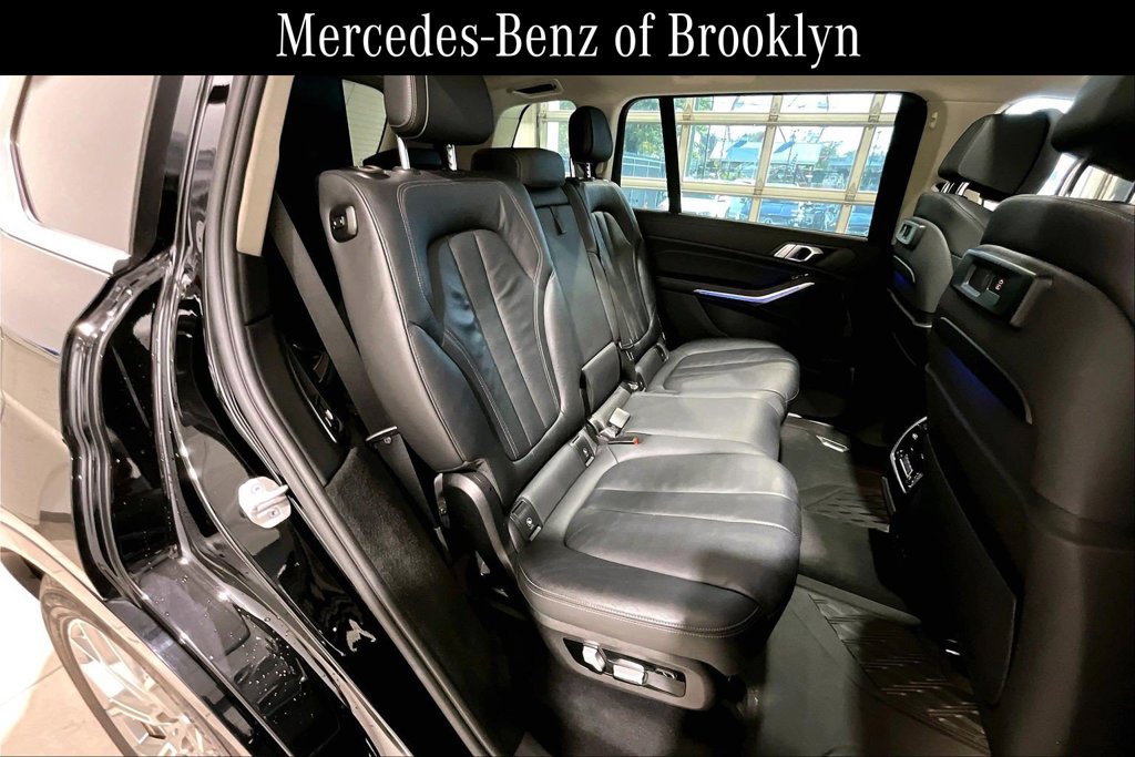 Used 2021 BMW X7 xDrive40i w/ Premium Package 2 AWD/4WD image 20