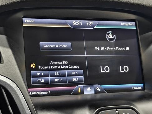 Used 2014 Ford Focus Titanium FWD image 35