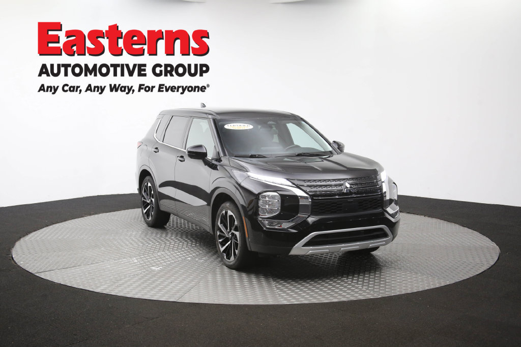 Used 2024 Mitsubishi Outlander SE FWD image 52