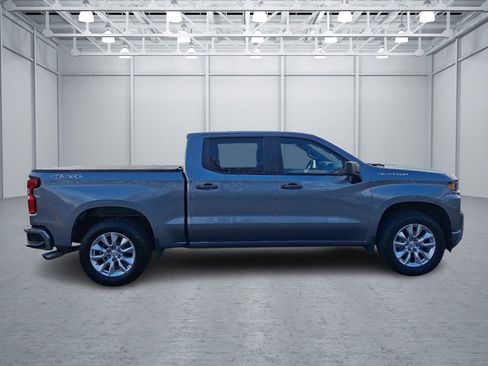 Used 2019 Chevrolet Silverado 1500 Custom w/ Custom Value Package image 6