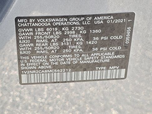 Used 2021 Volkswagen Atlas SE w/ Towing Package AWD/4WD image 34