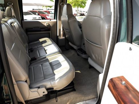 Used 2008 Ford F350 Lariat image 36